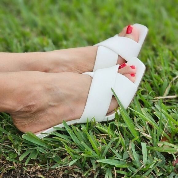 Women's White Bandage Square Toe Sandals Heels - Picture 6 of 6